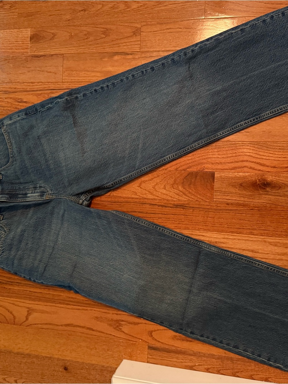 NWT Abercrombie & Fitch High-Rise Wide Leg Jeans Size 31L - Picture 2 of 5